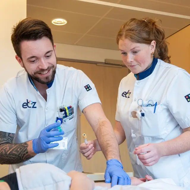 Traumatologie verpleegkundigen Sven en Maud